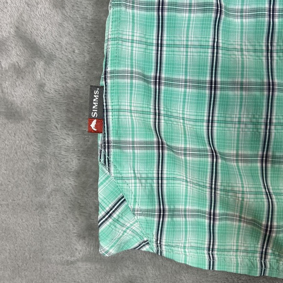 Simms Fishing Shirt Mens XL Green Plaid Short Sleeve Button Front Outdoor - Picture 4 of 11